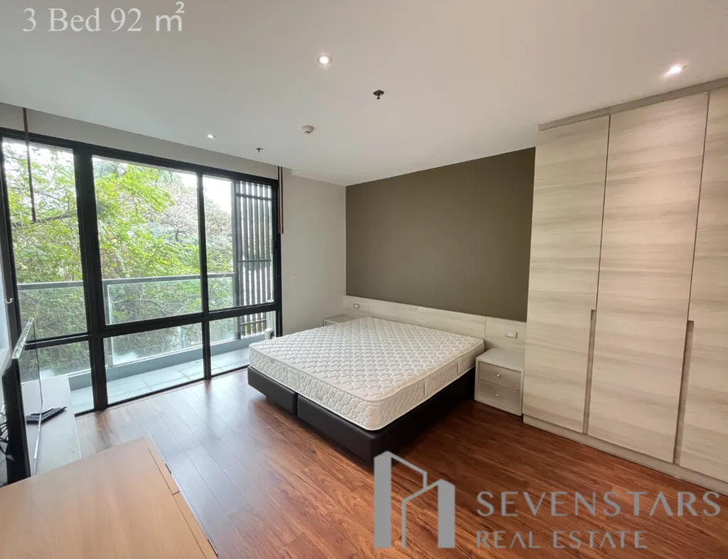 Baan Santisuk Sukhumvit 38 3Bed-4