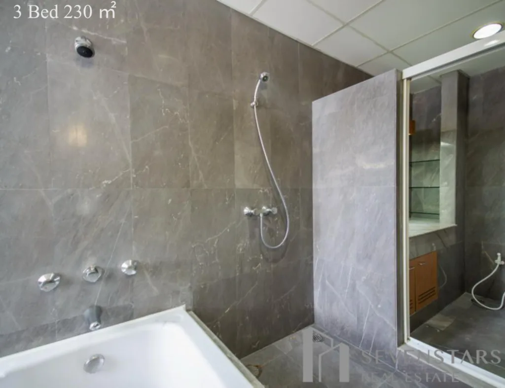 Krungthep Thani Tower 3Bed-6