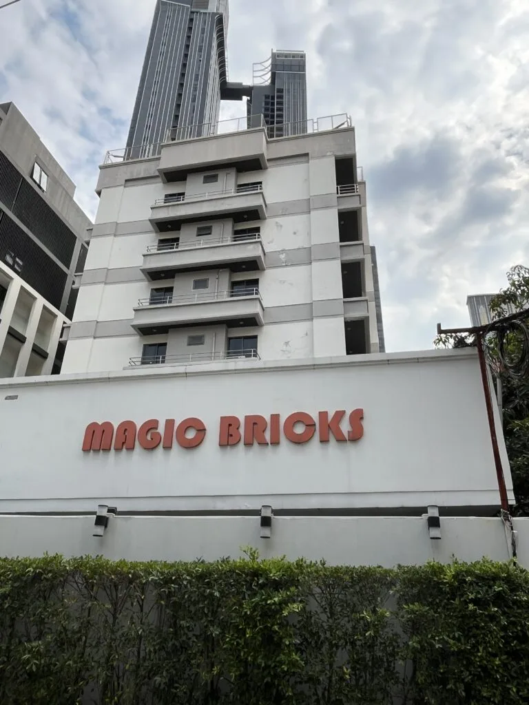 Magic Bricks B-1