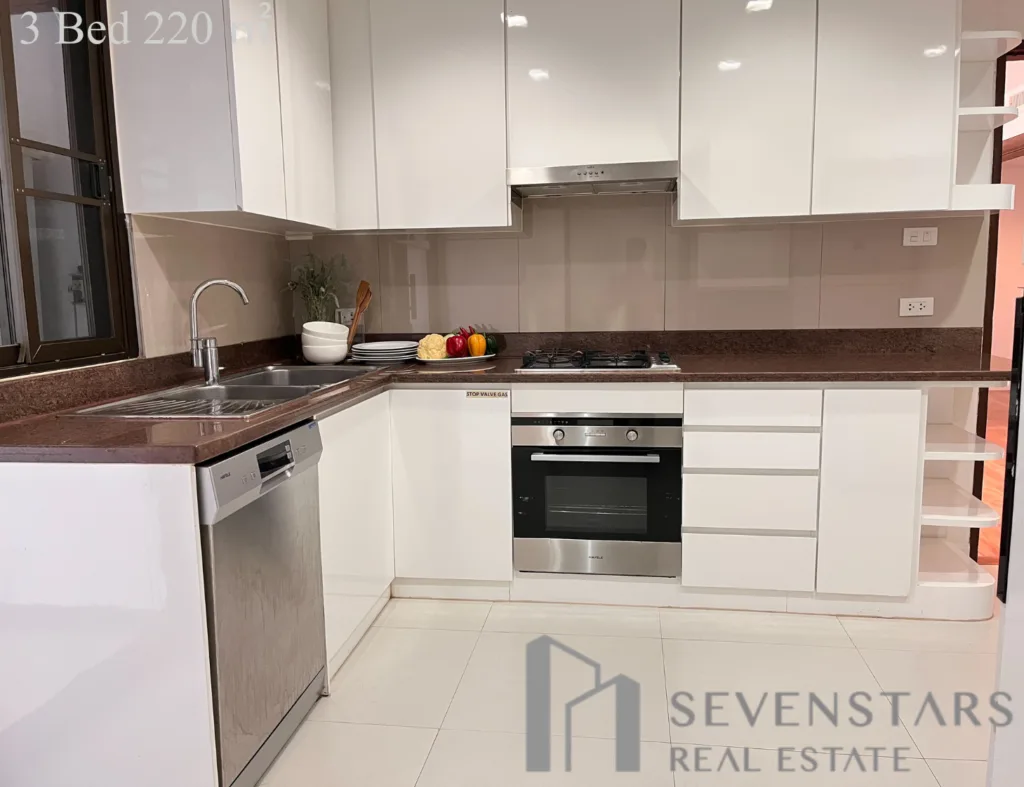 Mayfair Garden Apartment 3Bed-11