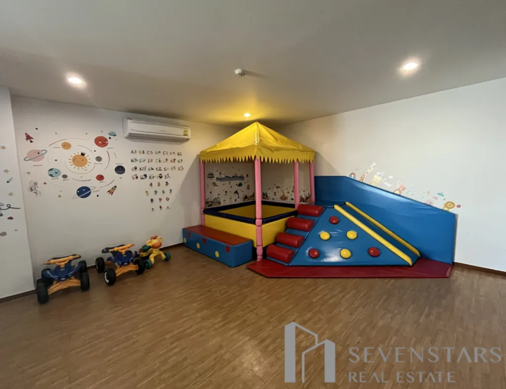 Thonglor 11 Residence F-2