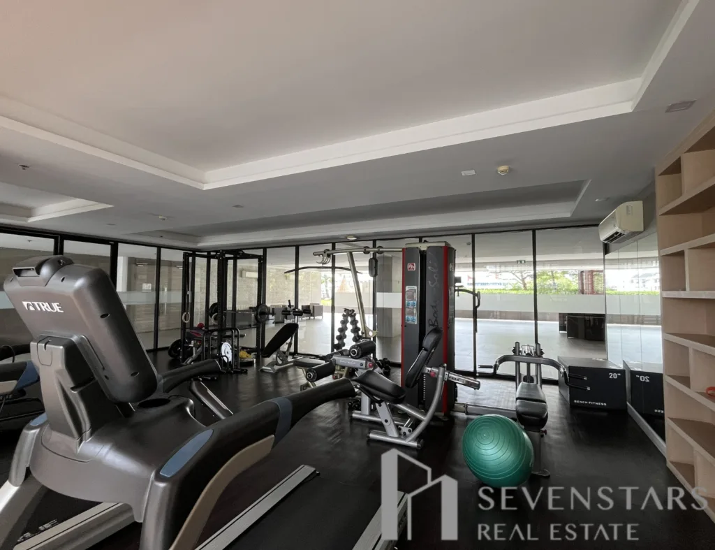 Upper Suites 39 F-3