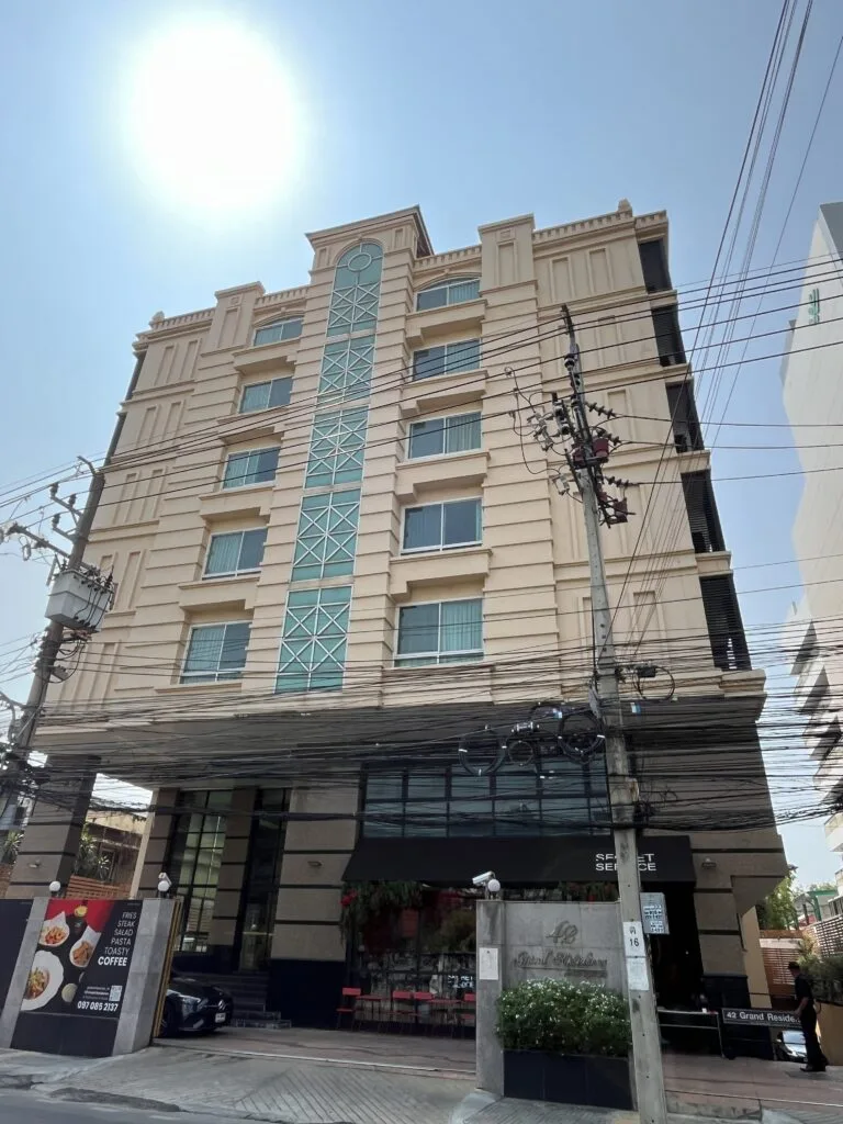42 Grand Residence B-1
