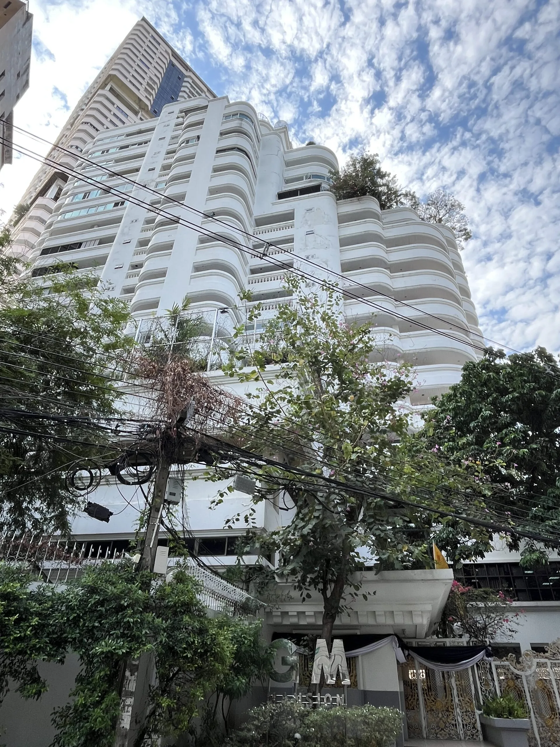 GM Mansion B-1