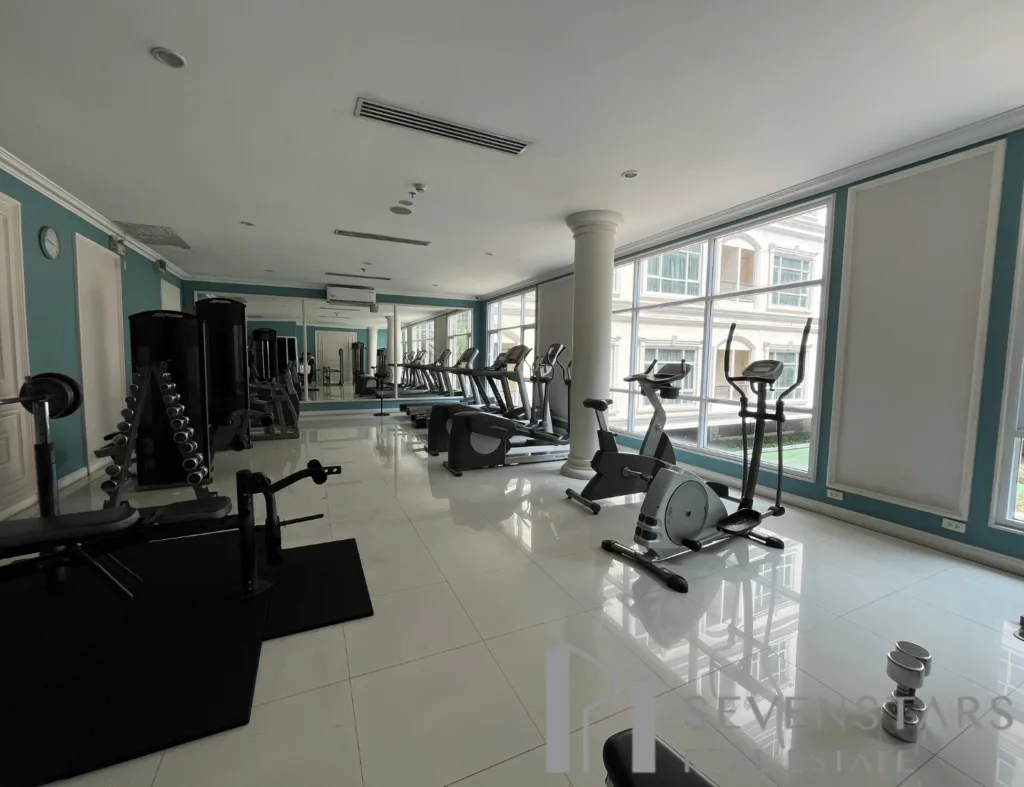 Hope Land Sukhumvit 46 F-1