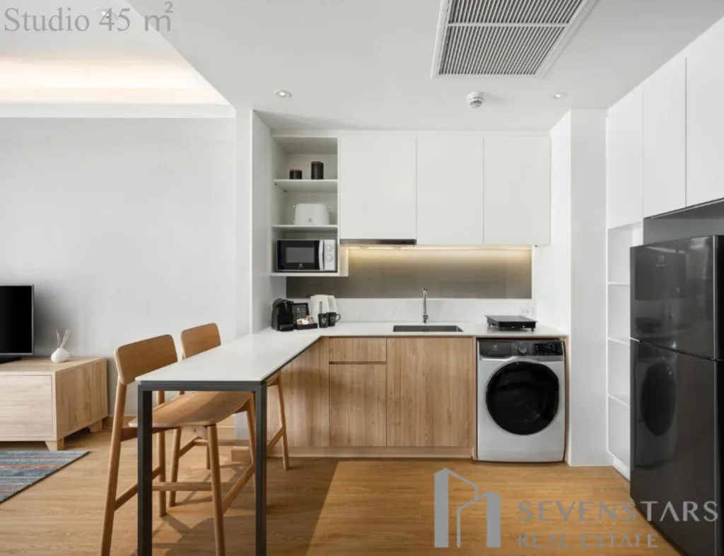 Oakwood Suites Bangkok Studio-2