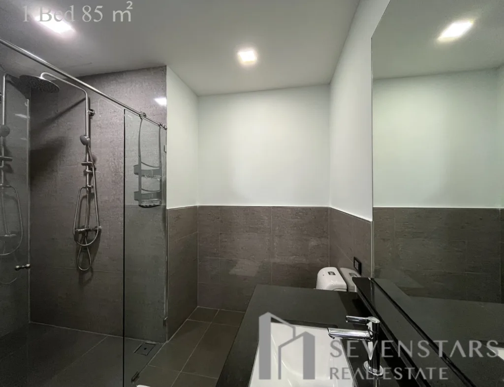 Quad Sukhumvit 36 1Bed-5