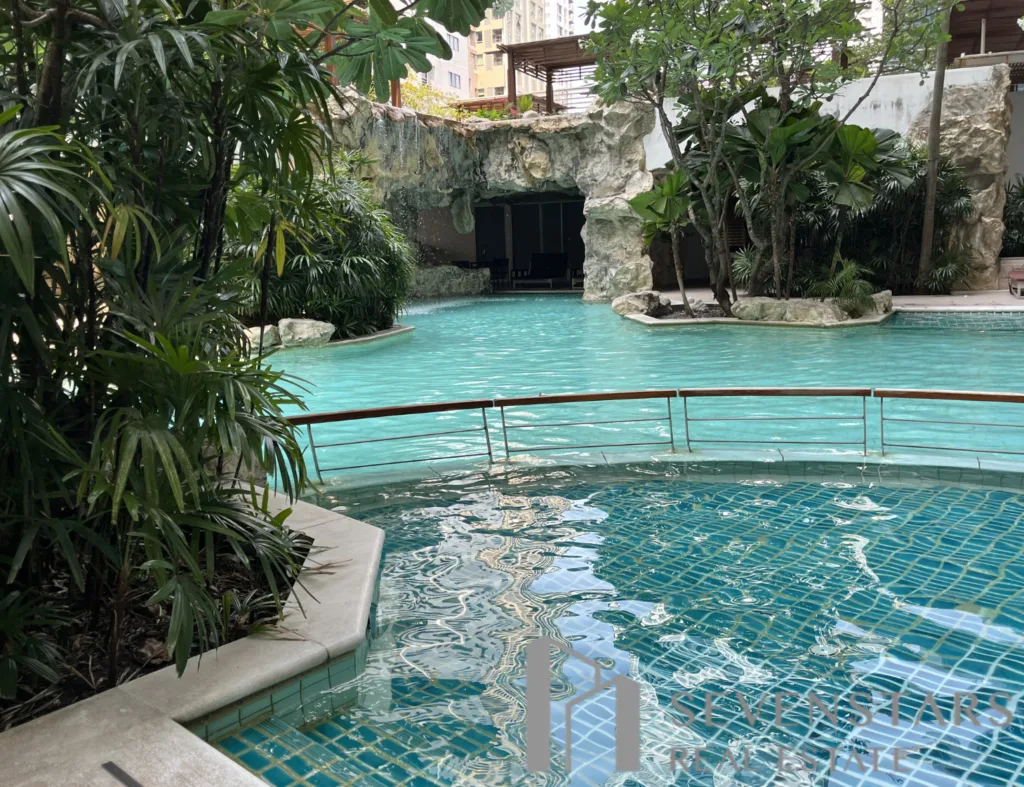 Dusit Suites Hotel Ratchadamri F-1