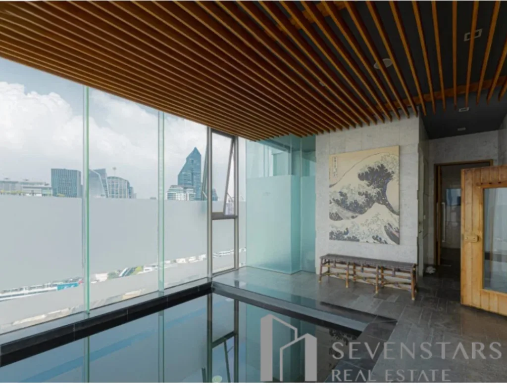 Aequa Residence Sukhumvit 49 F-1