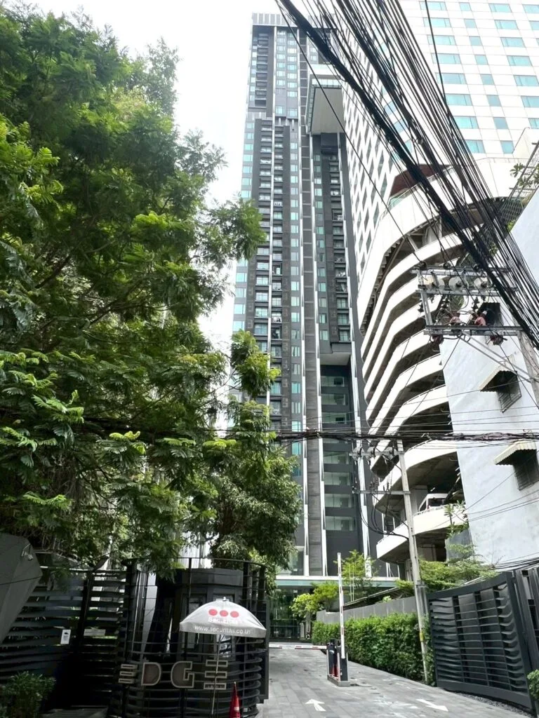 Edge Sukhumvit 23 B-1