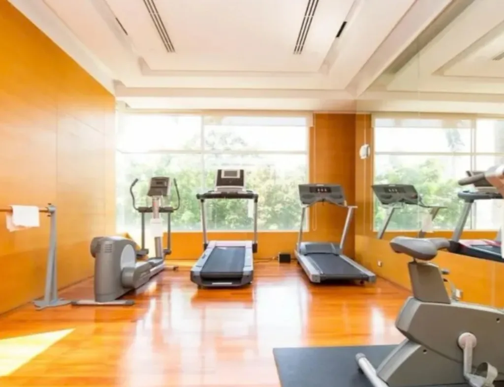 Hampton Thonglor 10 F-2