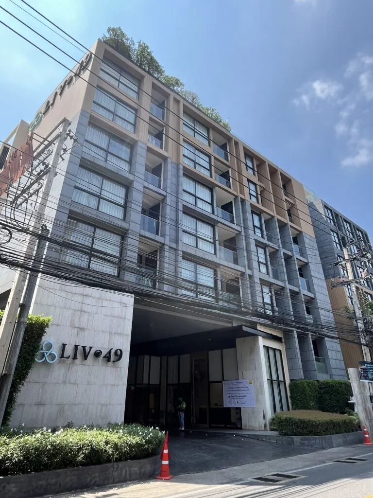 Liv at 49 B-1