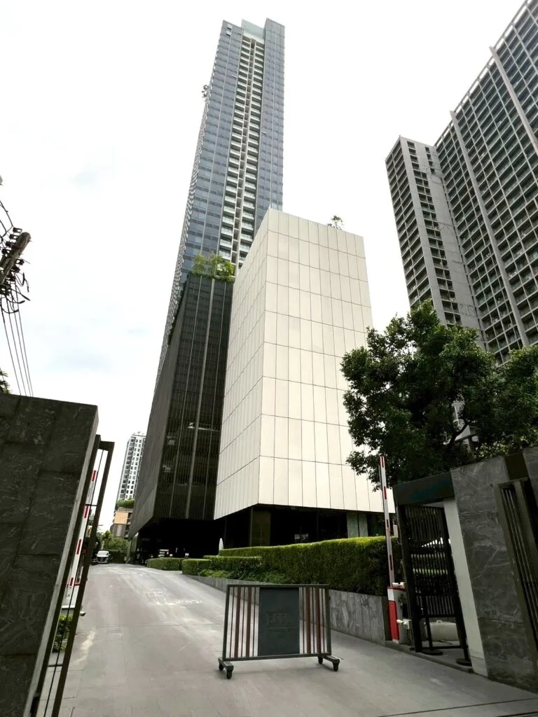 The Esse sukhumvit 36 B-1