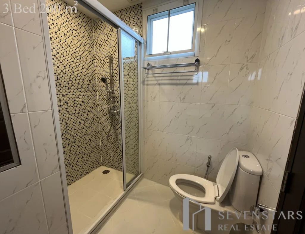 AP Suites 33 3Bed-3