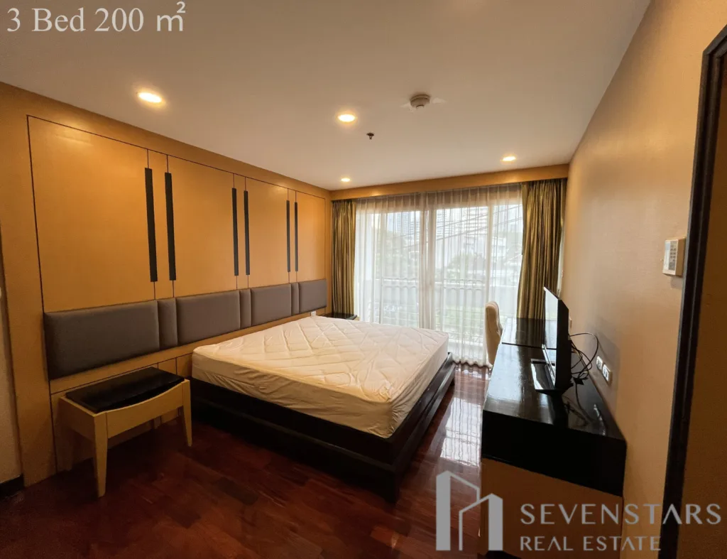 AP Suites 33 3Bed-4