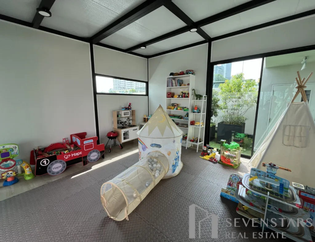 Kirthana Residence F-4