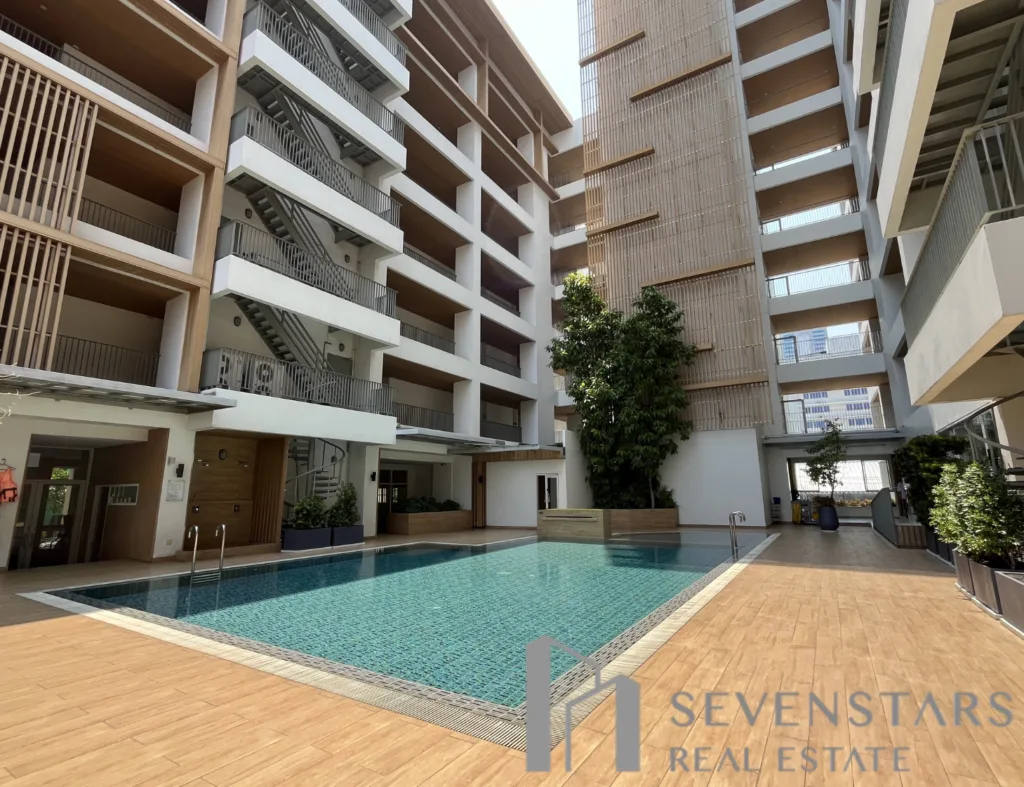 Raya Residence F-1