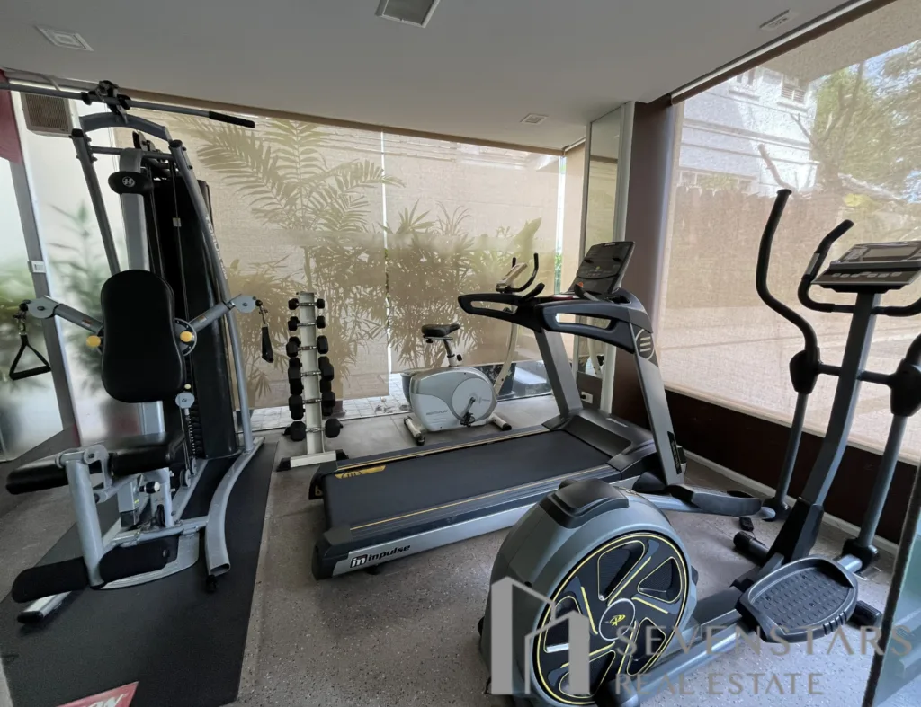 Shine@33 F-1