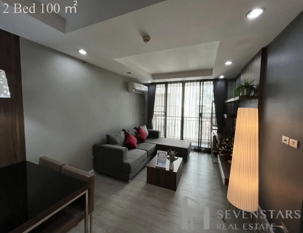 Upper Suites Sukhumvit 23 2Bed-1