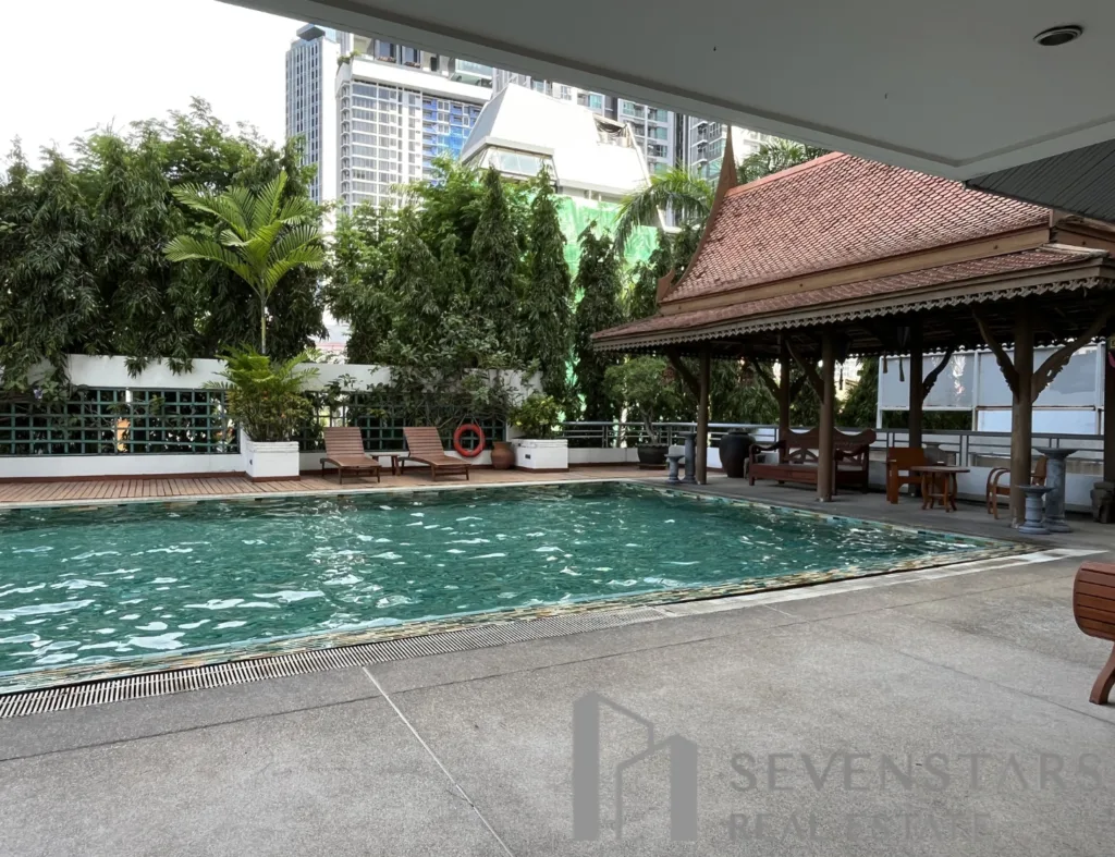 Suan Phinit Execlusive Apartment F-1