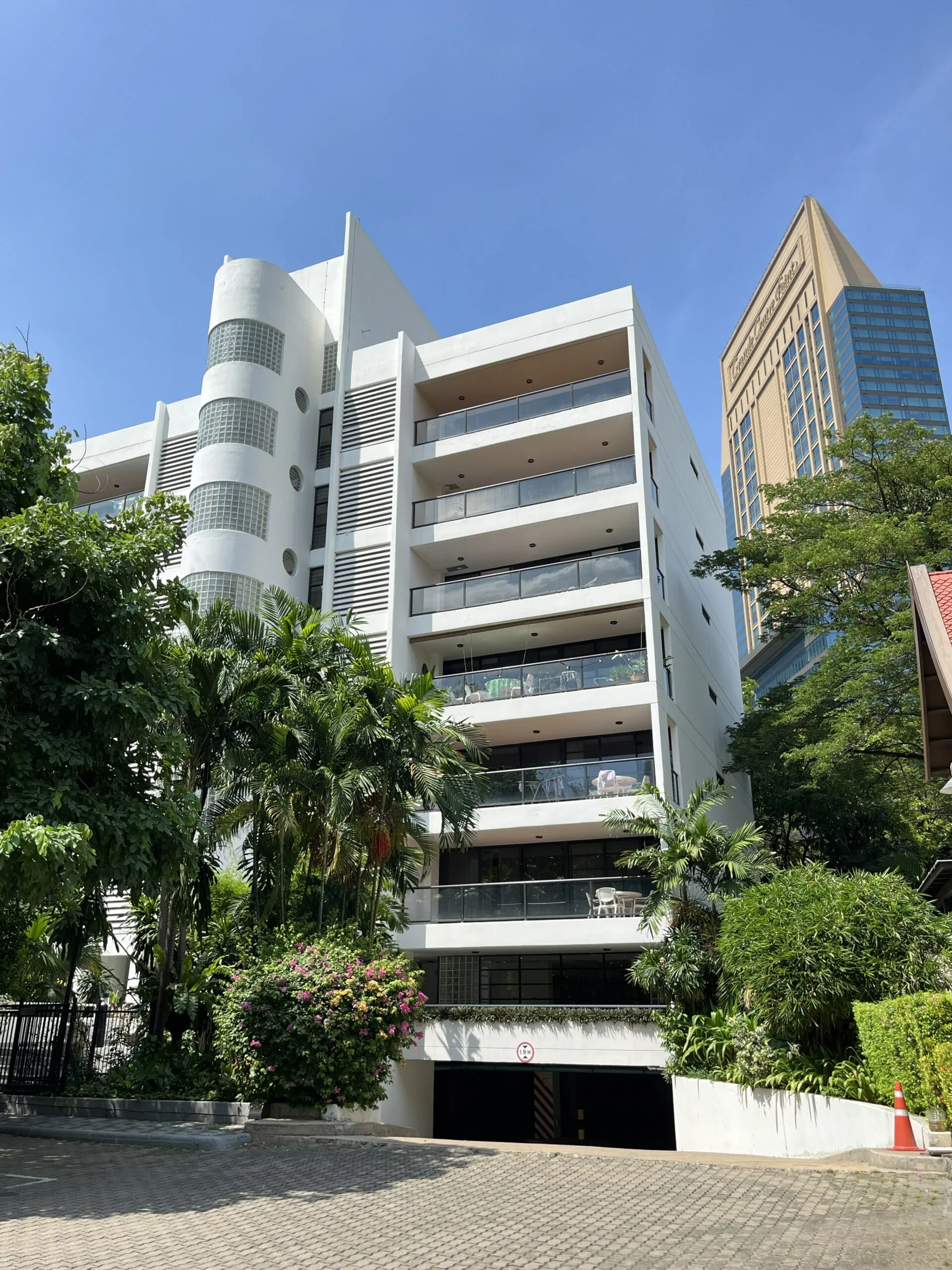 Tipamas Suites