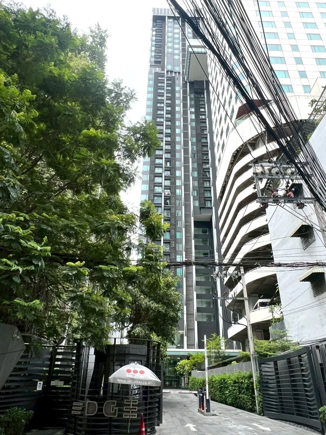 Edge Sukhumvit 23